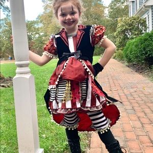 Girls ringmaster Halloween costume.